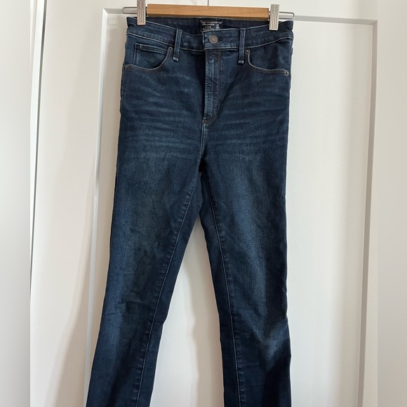 Abercrombie Simone High Rise Super Skinny Jean - Picture 1 of 7